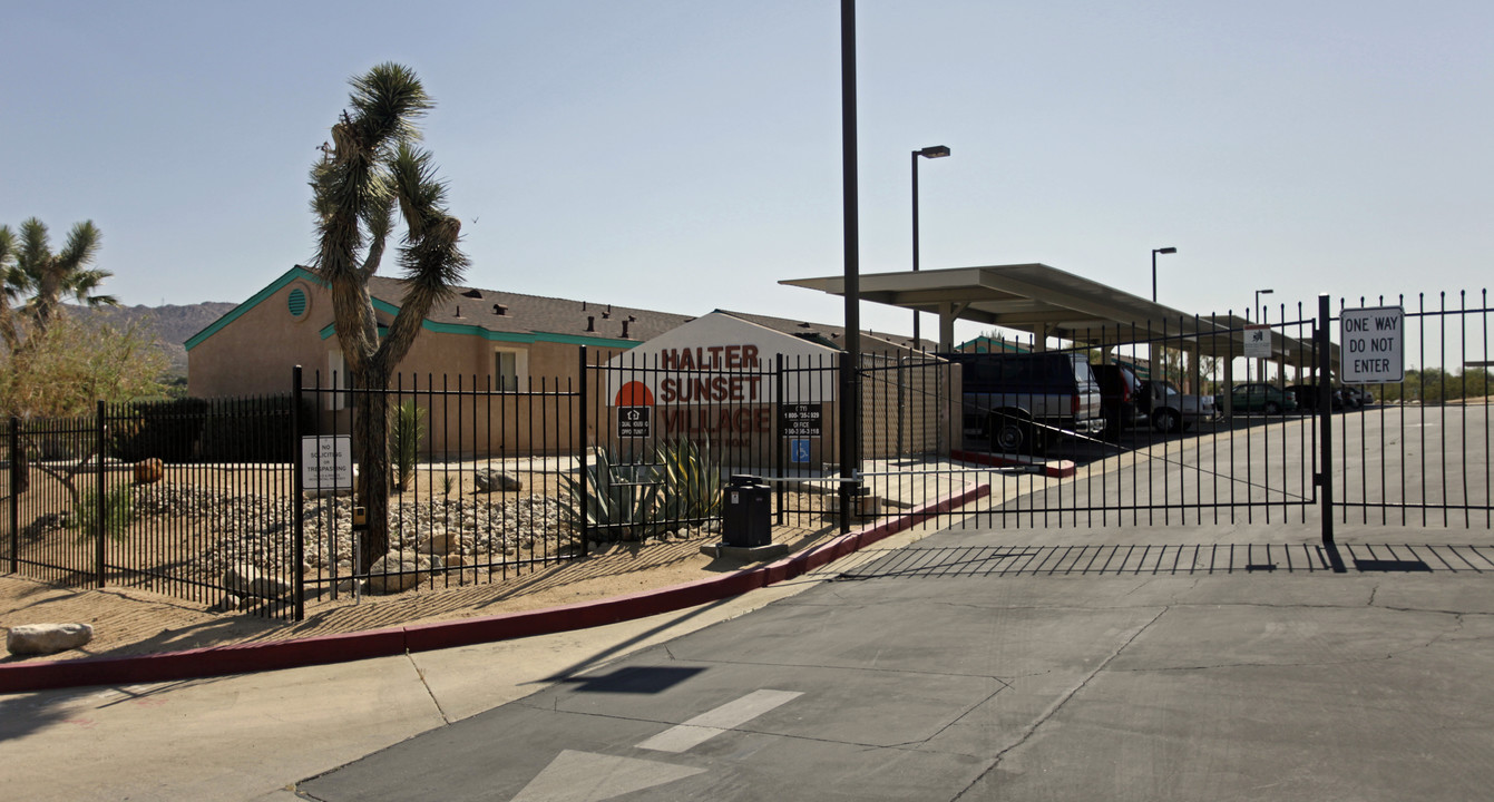 Halter Sunset Village in Joshua Tree, CA - Building Photo