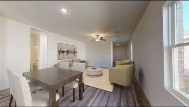 614 Edge Lake Ct in Montgomery, TX - Building Photo - Building Photo