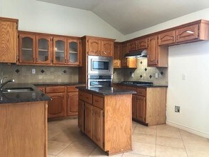 409 Danmire Dr in Murphy, TX - Building Photo - Building Photo