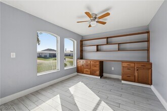 1134 NE 4th Pl in Cape Coral, FL - Building Photo - Building Photo