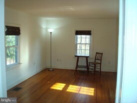 605 Norway Rd in Chadds Ford, PA - Building Photo