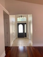 2186 Heathrow Dr in Tallahassee, FL - Foto de edificio - Building Photo