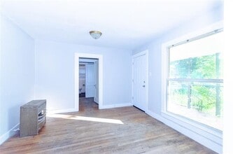 1103 S Willow St in Sherman, TX - Building Photo - Building Photo