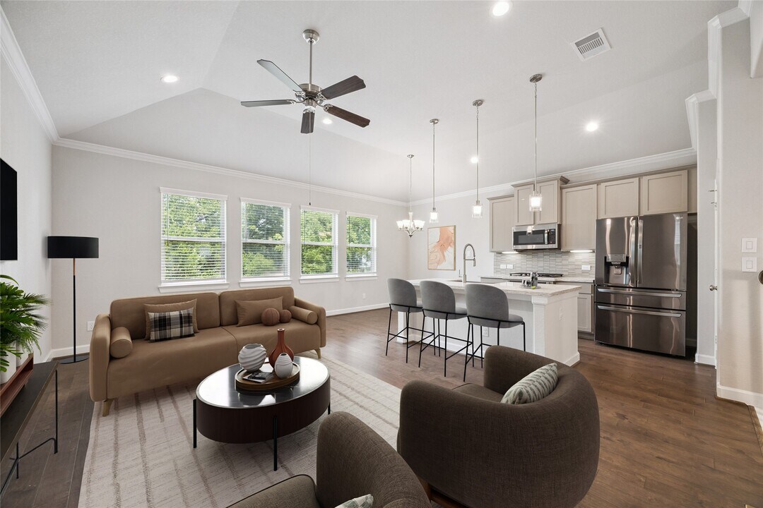 2105 Paul Quinn St in Houston, TX - Building Photo