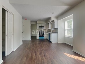 1335 Wingate Dr in Florence, KY - Building Photo - Building Photo
