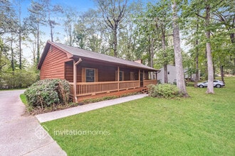 4080 Oak Stone Dr in Douglasville, GA - Building Photo - Building Photo