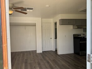 6658 Avenue 308 in Visalia, CA - Building Photo - Building Photo