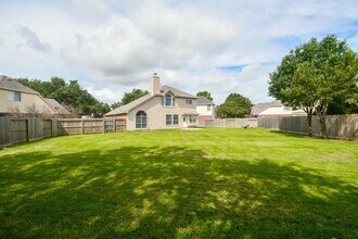 5523 Poundstone Ct in Sugar Land, TX - Building Photo - Building Photo
