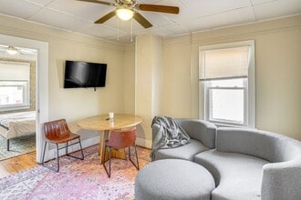 442 Columbia St in Hudson, NY - Building Photo - Building Photo
