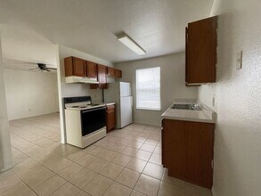 1712 Benttree Dr in Killeen, TX - Building Photo - Building Photo