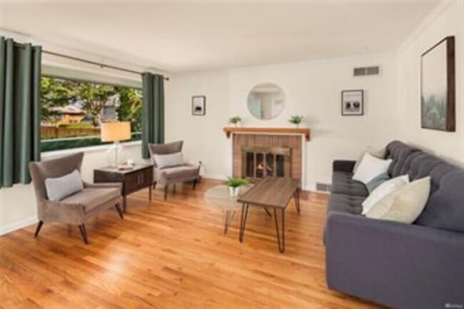 3247 NE 97th St in Seattle, WA - Building Photo - Building Photo