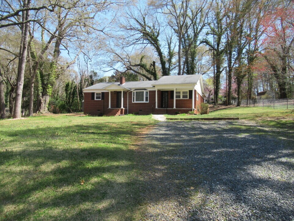 745 Brady Branch Trail in Lincolnton, NC - Building Photo