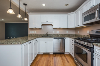 22 Cortland Dr in Stow, MA - Building Photo - Building Photo