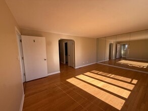 8604 W Carmen Ave in Norridge, IL - Building Photo - Building Photo