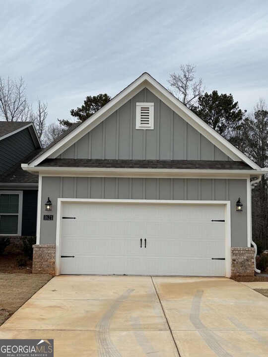 1621 Salinger Ct in Stockbridge, GA - Building Photo