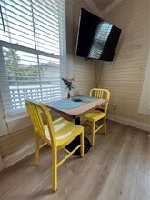 1820 Avenue O 1/2 in Galveston, TX - Building Photo - Building Photo