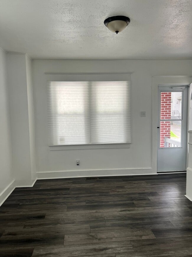 10 Morse Ave in Ewing, NJ - Building Photo - Building Photo