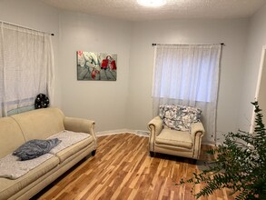 123 Clearview Ave in Crafton, PA - Building Photo - Building Photo