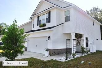 1211 Cypress Fall Cir in Hinesville, GA - Building Photo - Building Photo