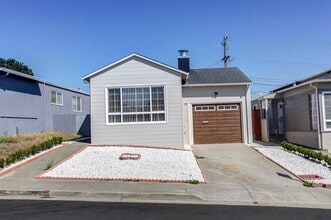294 Lincoln Ave in Daly City, CA - Building Photo - Building Photo