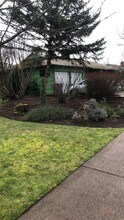 1445 NW 11th St in Corvallis, OR - Building Photo - Building Photo