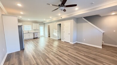 3920 Dunbar Ave in New Albany, IN - Building Photo - Building Photo