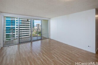 1350 Ala Moana Blvd in Honolulu, HI - Building Photo - Building Photo