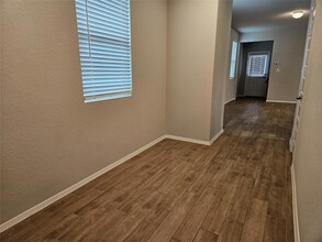 202 Harvest Rdg Blvd, Unit 1205 in Elgin, TX - Building Photo - Building Photo