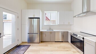 69 Horace St in San Francisco, CA - Building Photo