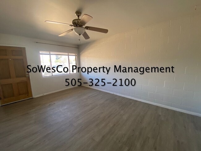 703 E 23rd St in Farmington, NM - Building Photo - Building Photo