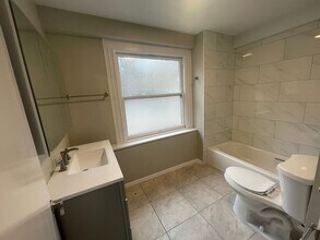 715 18th St in Sacramento, CA - Building Photo - Building Photo
