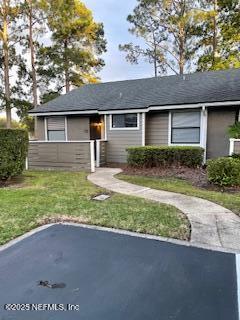 8437 Long Meadow Cir N