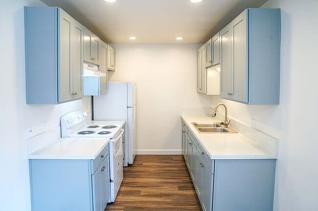 4716 Jewell St in San Diego, CA - Building Photo - Building Photo