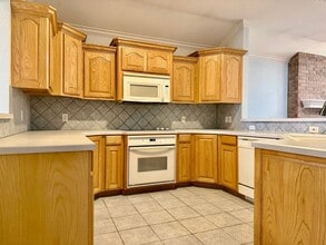 2811 Sunburst Dr in Midland, TX - Building Photo - Building Photo