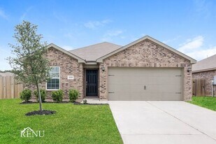 25353 Cypress Bend Dr in Cleveland, TX - Building Photo