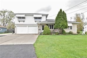 23 Katherine St in Lancaster, NY - Building Photo