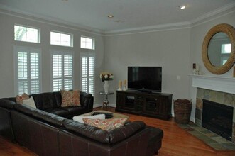 4517 Gibson St in Houston, TX - Building Photo - Building Photo