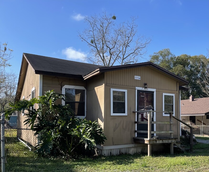 7908 Siskin Ave in Jacksonville, FL - Building Photo