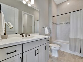 25509 Royal Tern Ln in Englewood, FL - Building Photo - Building Photo