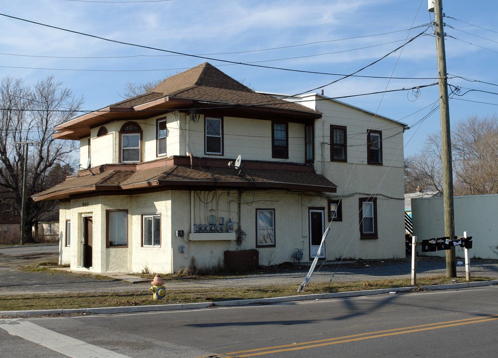 860 W Washington Ave in Pleasantville, NJ - Building Photo