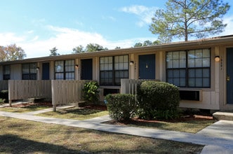 Cedarwood in Ocala, FL - Foto de edificio - Building Photo