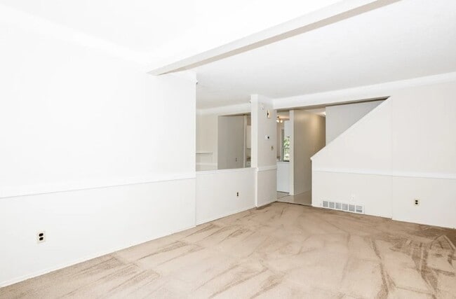 75 Oak Park Walk in Winnipeg, MB - Building Photo - Building Photo