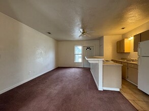 600 S Pennsylvania Ave in Roswell, NM - Building Photo - Building Photo