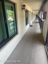 1515 Huntington Ln in Rockledge, FL - Foto de edificio - Building Photo