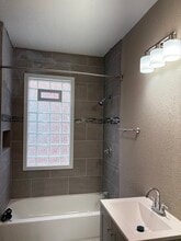 1435 N 39th St, Unit 1435 N 39th St in Milwaukee, WI - Building Photo - Building Photo