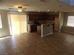 6467 Karlsen Ct in Las Vegas, NV - Building Photo - Building Photo