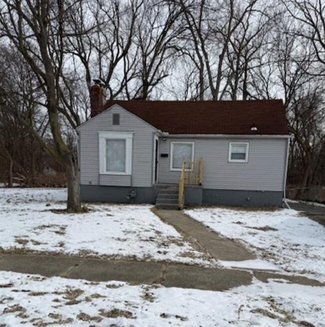 property at 17184 Westbrook St