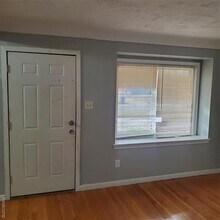 19362 Sunderland Rd in Detroit, MI - Foto de edificio - Building Photo