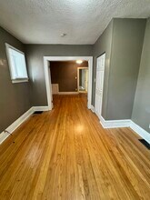 1406 Woodland Dr in Richmond Heights, MO - Building Photo - Building Photo