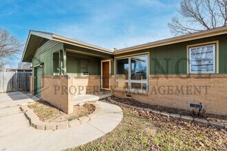 3240 S Custer Ave in Wichita, KS - Building Photo - Building Photo